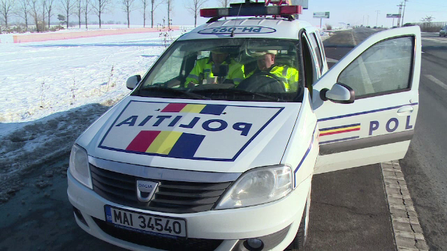 Traficul de Revelion, supravegheat cu strictete. 12.000 de politisti si 400 de aparate radar vor impanzi drumurile din tara