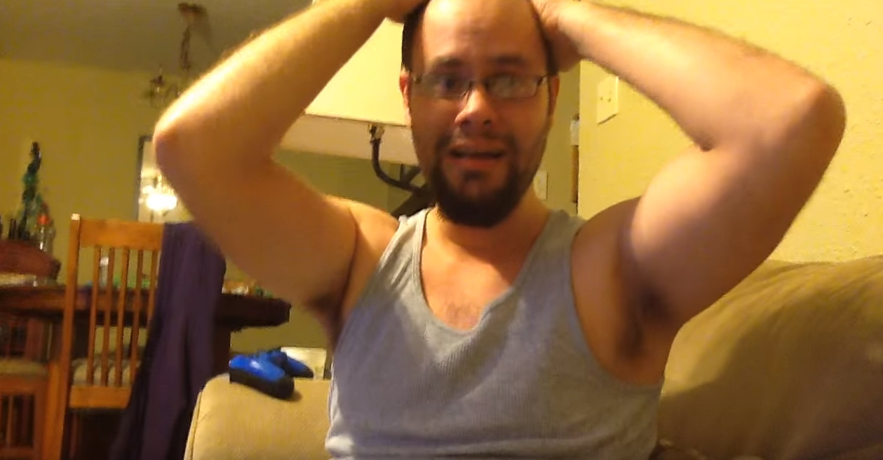 Reactia unui barbat hipoacuzic la cel mai frumos cadou de Craciun: