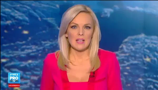 Popa si hoverboard-ul. Ideea inedita a unui preot filipinez pentru slujba din Ajun i-a adus o suspendare: VIDEO