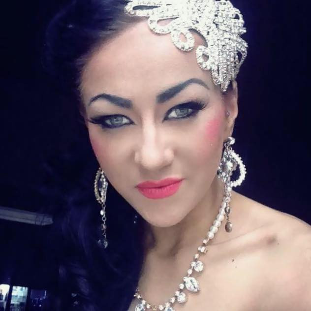 Un model de 28 de ani s-a luptat timp de cinci ani cu o boala cumplita, dar a decis sa moara. "Vreau sa devin un inger"