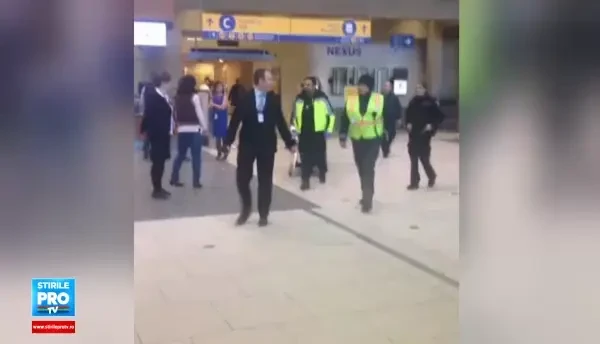 Scene de cosmar la bordul unui avion Air Canada. Marturia unui pasager, dupa o zona cu turbulente violente: Am cazut brusc