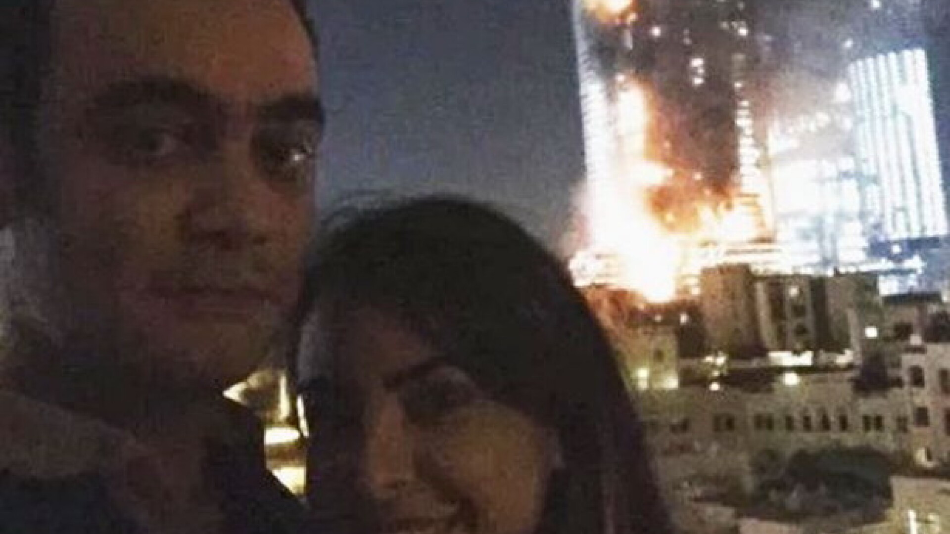Si-au facut un selfie cu incendiul din Dubai si au publicat poza. E de necrezut ce au scris in dreptul imaginii