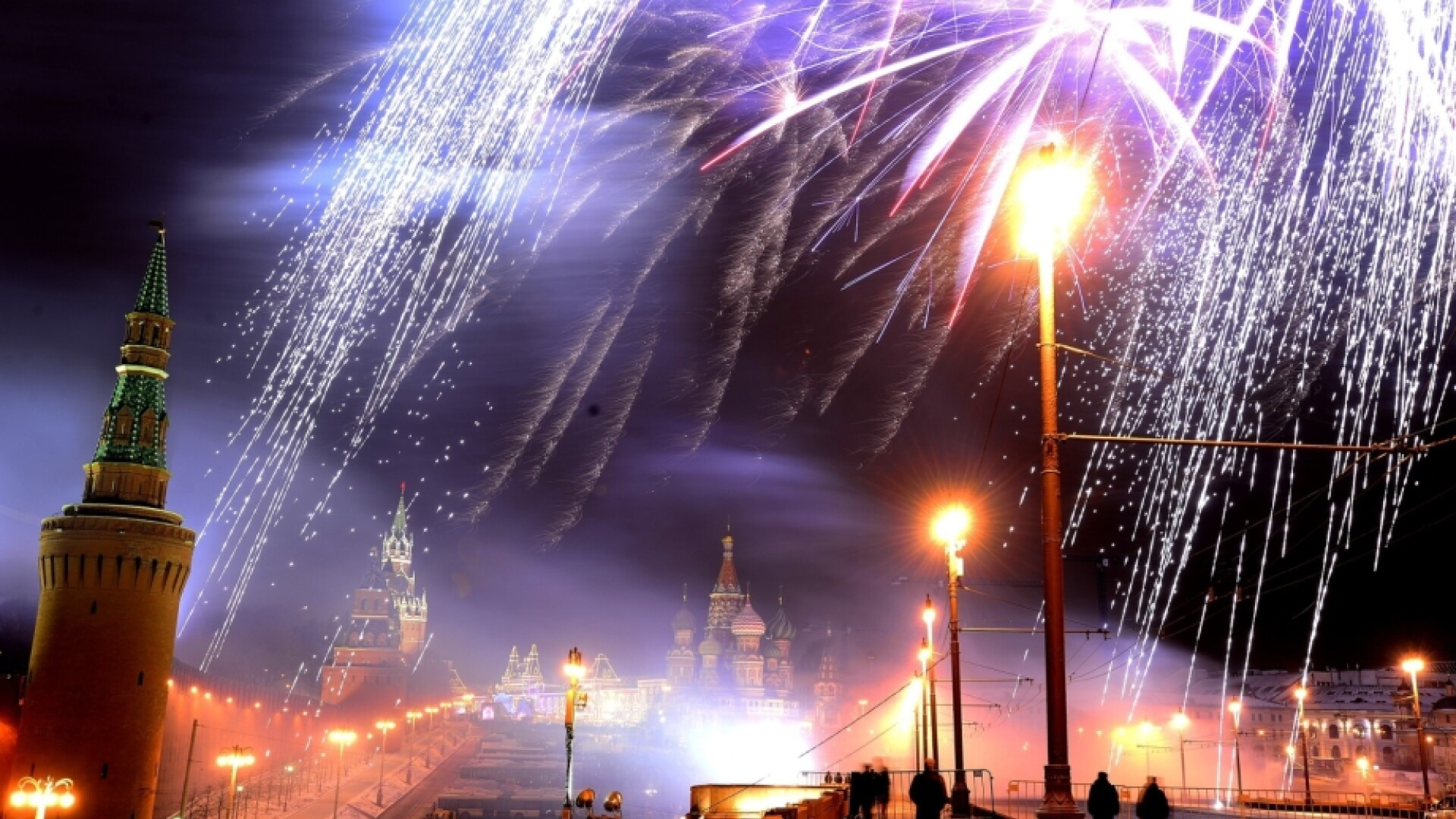 Romanii au cheltuit 36 de milioane de euro pentru vacanta de Revelion. Care au fost destinatiile preferate