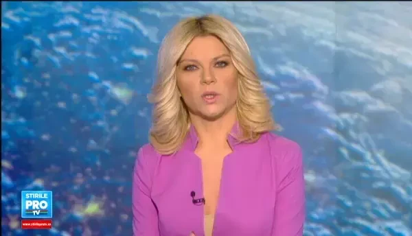 Cum decurge in 2016 o calatorie cu CFR, iarna. Metoda moderna de incalzire: calatorii stau inghesuiti unii in altii