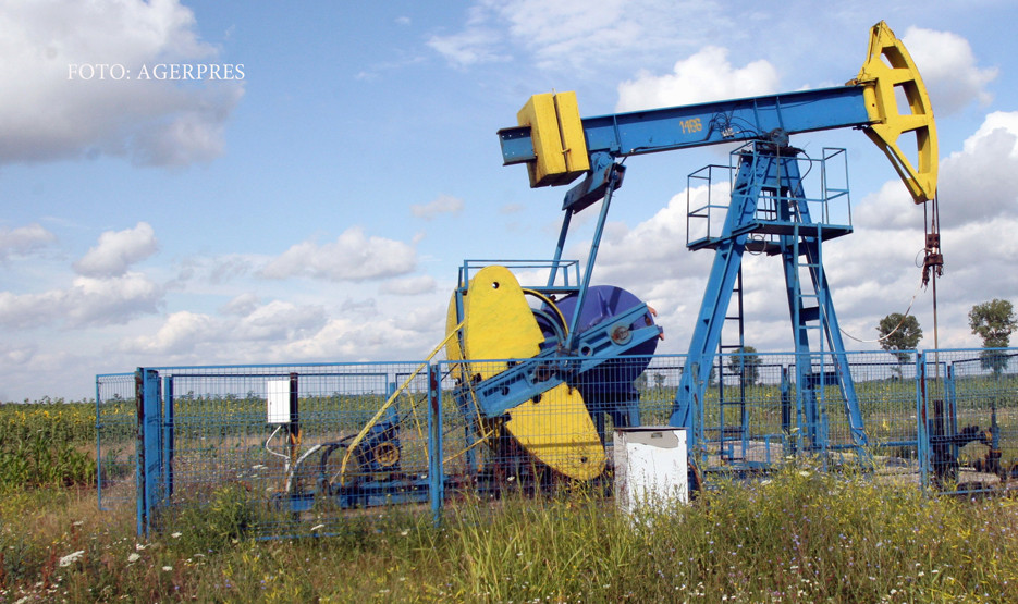 Pretul petrolului s-a prabusit dramatic in SUA. Cursul anuntat este minimul ultimilor 12 ani