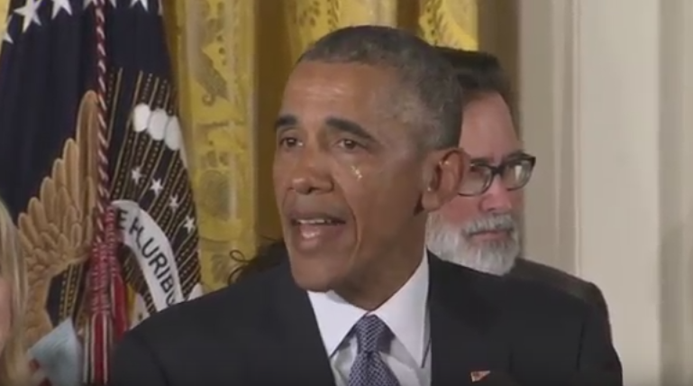 Barack Obama a cedat si a inceput sa planga in timpul unui discurs despre controlul armelor de foc in SUA. Ce a anuntat