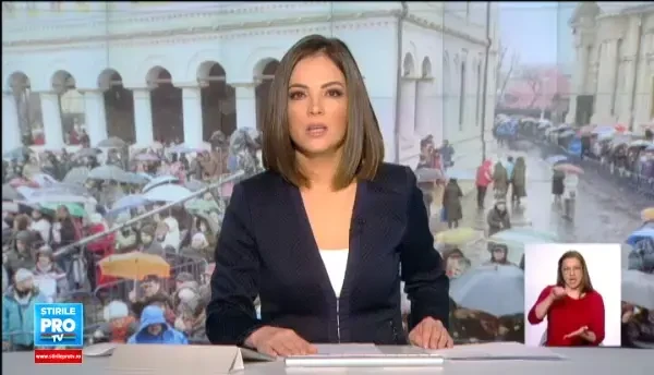 Pregatiri pentru Boboteaza. Arhiepiscopul Tomisului s-a catarat pe masinile de pompieri ca sa sfinteasca 60.000 litri de apa