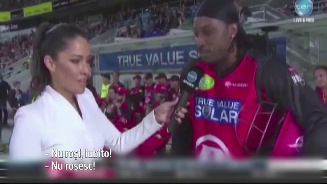 A facut o gluma cu o jurnalista in timpul unui LIVE, iar acum trebuie sa ii plateasca 7.000 de dolari. Ce i-a spus