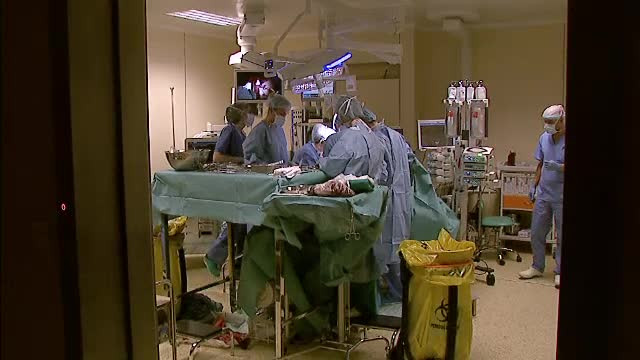 Familiile a trei pacienti aflati in moarte cerebrala le-au donat organele. Trei persoane au primit o noua sansa la viata