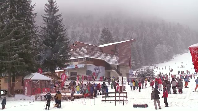 Mii de turisti sarbatoresc Craciunul pe rit vechi. Cat au cheltuit moldovenii pentru a petrece un sejur la noi la munte