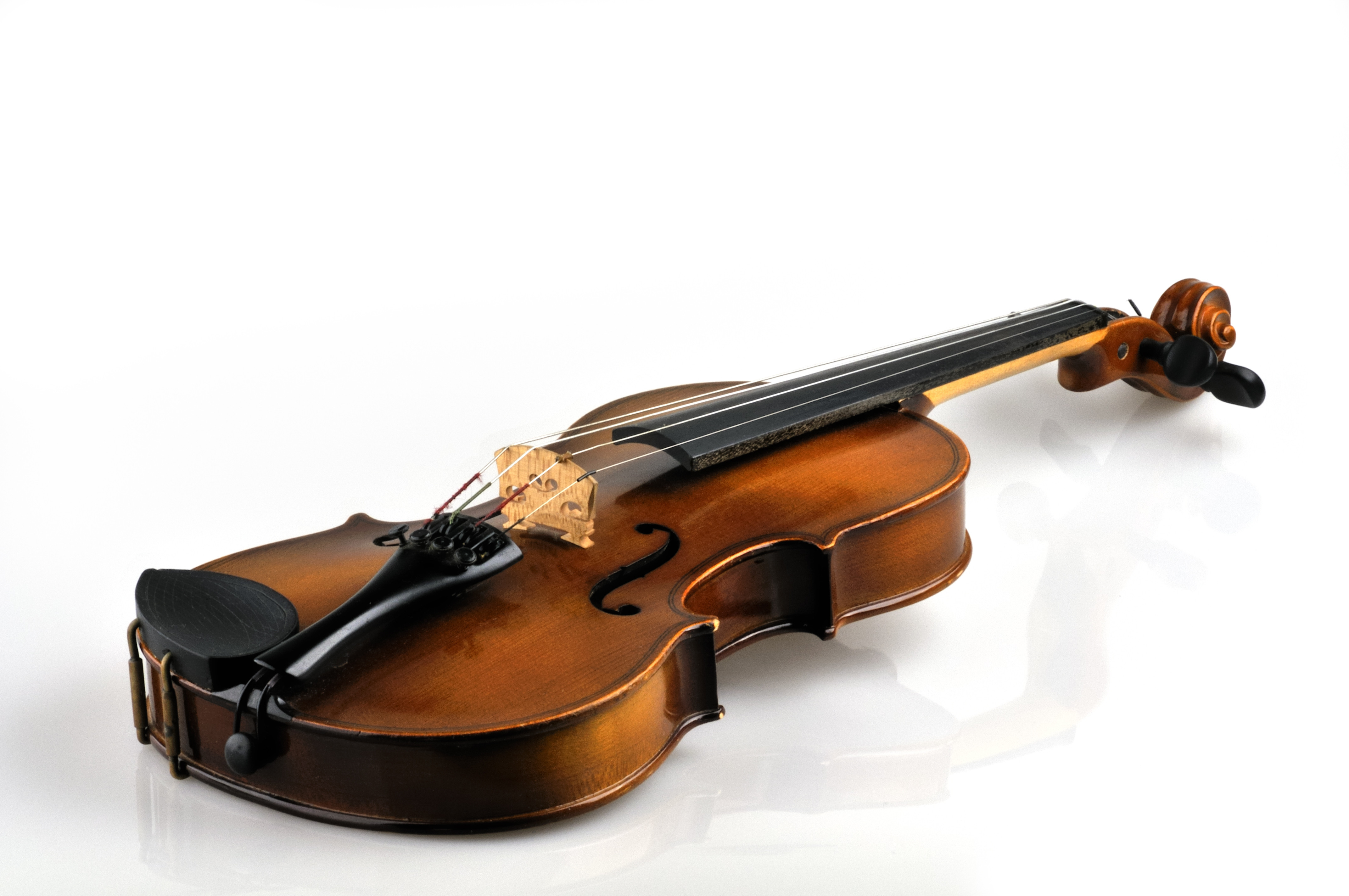 O violonista si-a uitat intr-un tren vioara Stradivarius estimata la 2,4 milioane de euro. Ce s-a intamplat cu instrumentul
