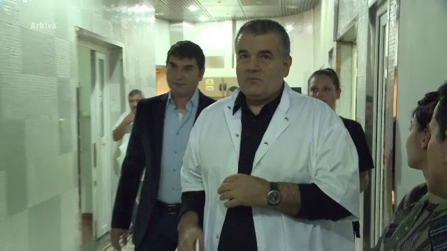 Cristi Borcea, protejat excesiv de politisti la externarea din spital. Masurile deosebite luate pentru a nu fi filmat