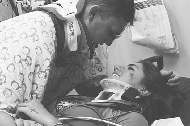 Momentul emotionant in care doi indragostiti se vad prima data dupa un accident grav din noaptea de Anul Nou