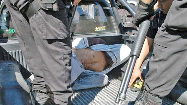 Un barbat si-a violat fiica timp de 20 de ani si a facut 7 copii cu ea. Cum a reusit sa scape femeia