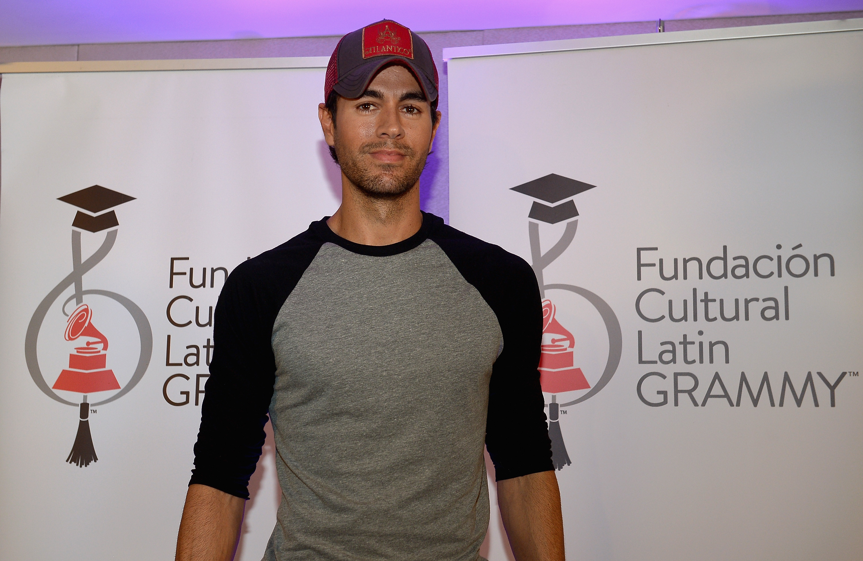 Enrique Iglesias va canta in Romania in mai. Cand se pun in vanzare biletele