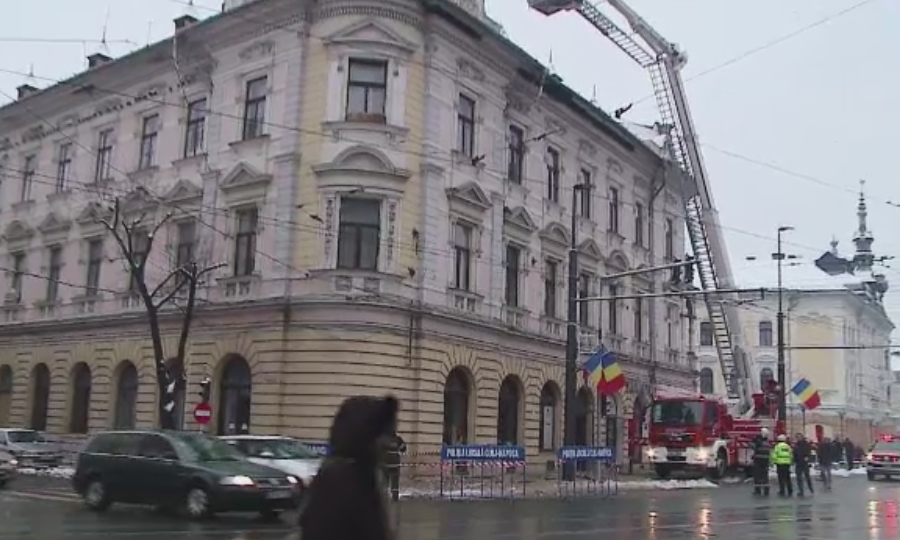 Primaria din Cluj, acuzata de ONG-uri ca distruge voluntar fatadele cladirilor istorice. Motivul pentru care s-a ajuns aici