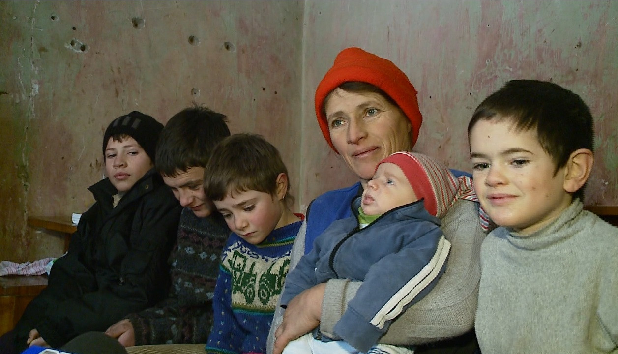 Situatie dramatica pentru 5 frati din judetul Cuj, greu incercati de soarta