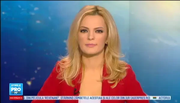 Furt filmat intr-o cafenea din Ramnicu Valcea. Cum a reusit un tanar sa sustraga portofelul unui alt client