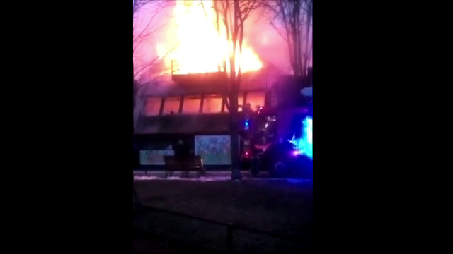 Panica dupa ce un restaurant a luat foc in Capitala. Nimeni nu a fost ranit, dar pagubele sunt insemnate