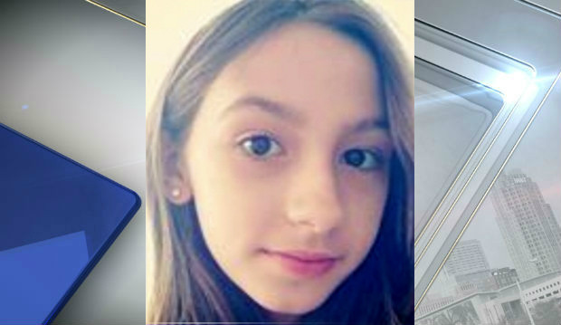 Fata de 12 ani, impuscata mortal in SUA, prin bratul tatalui ei, care a amenintat cu arma un politist