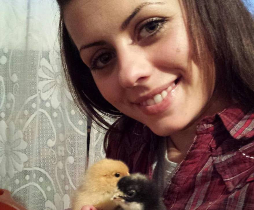 O tanara din Eforie s-a sinucis dupa ce a divortat de sotul ei. Ce mesaj i-a trimis acestuia inainte sa isi ia viata