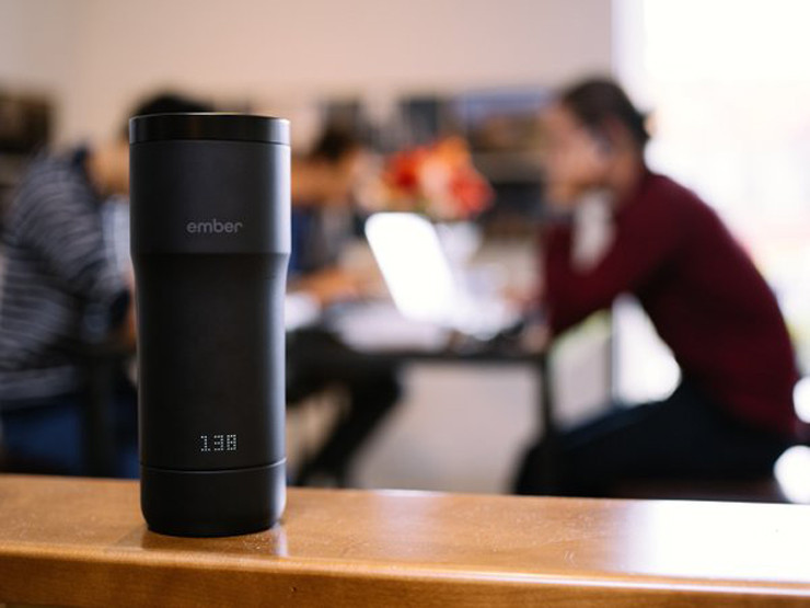 iLikeIT. Gadgeturile de la CES 2016 care ne vor tine la serviciu. Scaunul de slabit si termosul care face cafeaua perfecta