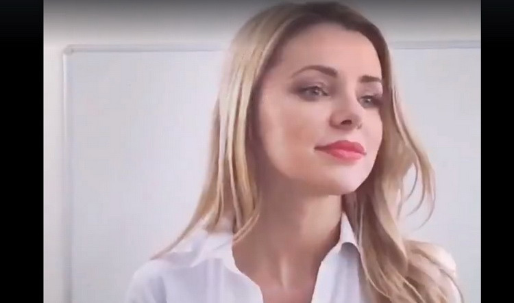 Clipul pe care l-au privit 4.500.000 de oameni in mai putin de o zi! Ce se intampla cand studentii se trezesc cu aceasta profesoara de franceza