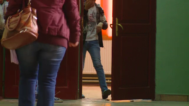 Caz scandalos in judetul Calarasi. Un profesor de gimnaziu, acuzat ca si-a abuzat sexual elevele. Cum au aflat procurorii