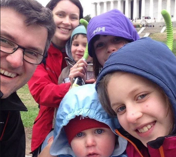 Sotii Bodnariu au fost pusi sub acuzare pentru violente impotriva minorilor. Anuntul facut de avocatii familiei