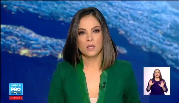 Trafic feroviar blocat. Un marfar cu 33 de vagoane a deraiat in Hunedoara si a lovit un stalp de inalta tensiune