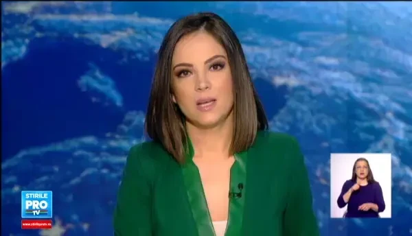 Solutia gasita de autoritatile din Galati pentru ca mana de la statuia lui Mihai Eminescu sa nu mai fie furata