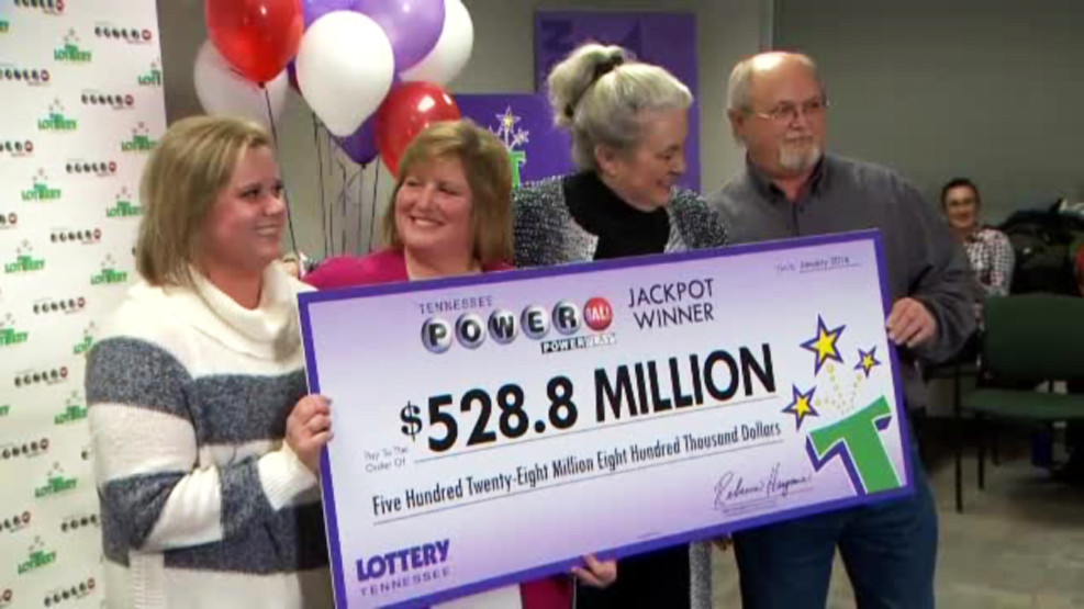 Au castigat la loto peste jumatate de miliard de dolari. "Nu vin azi la munca, vreau sa te uiti la Today Show"