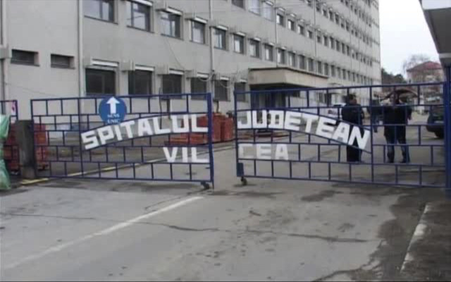 Mai nervos ca Dr. House, un medic din Valcea s-a incaierat cu un coleg in timpul operatiei. "Mi-a dat ceva picioare in burta"