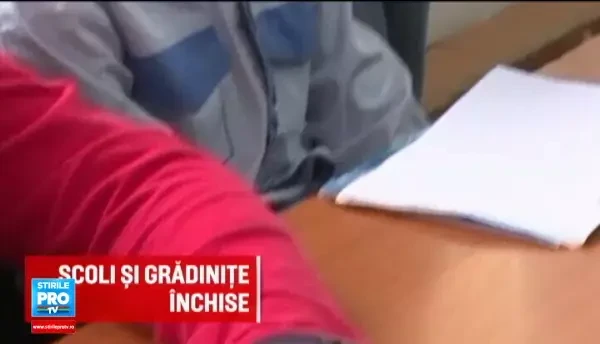 Misiune imposibila pentru ambulante din cauza drumurilor blocate. O gravida din Constanta, trimisa in Bulgaria sa nasca