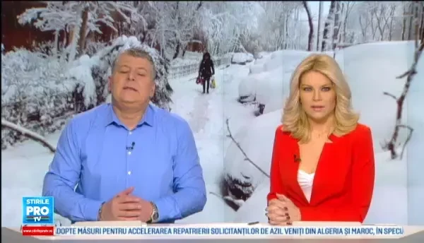 Trotuare blocate de troiene si sute de strazi care nu au fost deszapezite. Chinurile prin care trec bucurestenii dupa ninsori