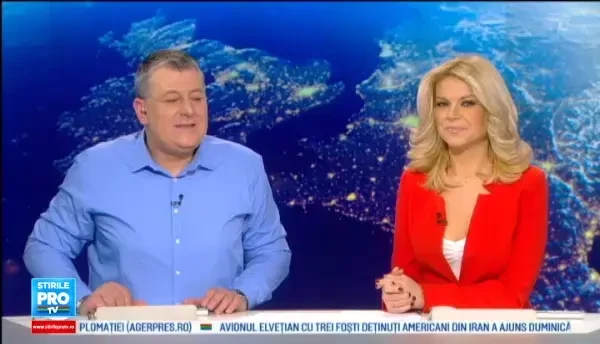 STAREA DRUMURILOR. Autostrada Soarelui si 20 de drumuri nationale, inchise. Unii soferi si-au abandonat masinile in zapada