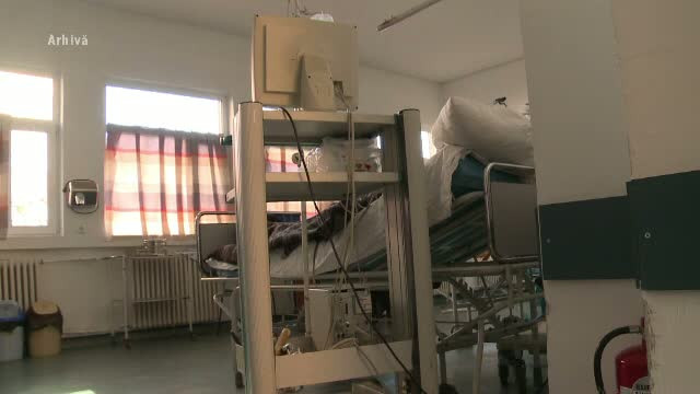 Barbat din Bistrita-Nasaud, gasit impuscat in curtea casei. Sotia si vecinii exclud varianta unei sinucideri