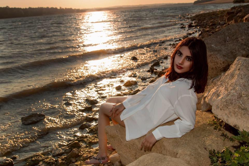 A ramas paralizata in urma unui accident de masina, dar si-a revenit si a devenit model. Cum arata acum tanara de 21 de ani