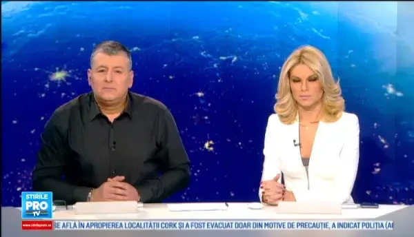 Coliere cu margele si pijamale la Saptamana Modei de la Milano. Gucci a prezentat colectia de primavara pentru barbati