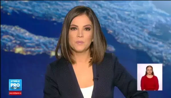 Echipele de deszapezire intampina greutati in judetul Constanta. Zapda s-a transformat in pereti de gheata pe sosele