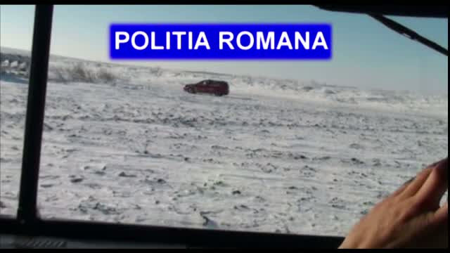 Un barbat din Constanta care a ramas blocat pe un camp, salvat la limita. Cum a supravietuit timp de 3 zile in masina