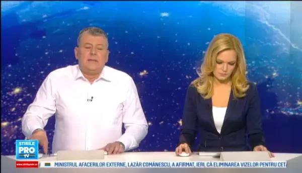 Doua elicoptere au fost trimise dupa cei 72 de turisti blocati la 2000m altitudine. IMAGINI LIVE cu operatiunea de salvare