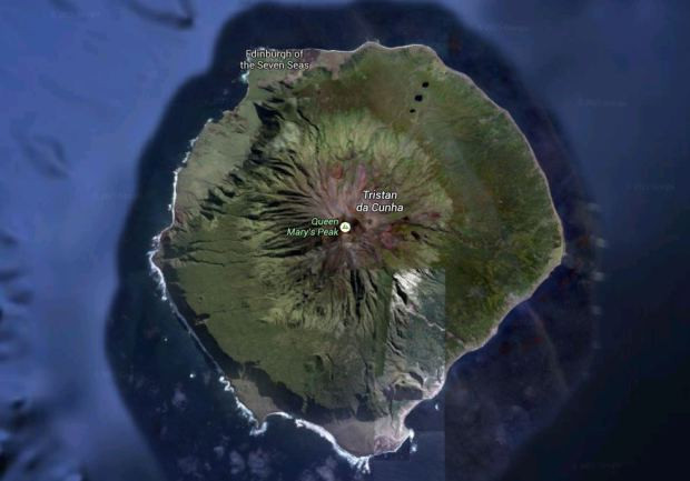 Jobul pus la bataie pe cea mai izolata insula din lume, situata in mijlocul oceanului Atlantic. Cum arata candidatul ideal