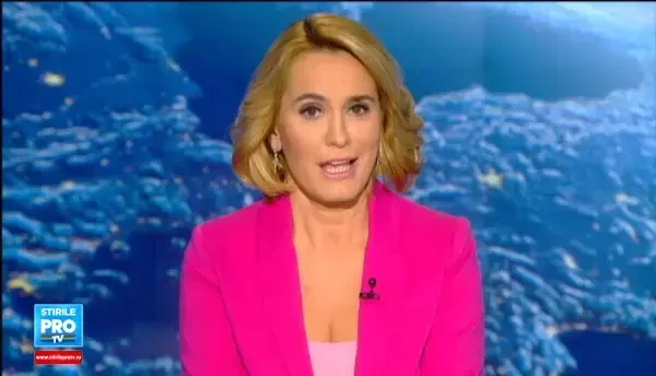 O australianca a deschis o cresa pentru canguri orfani la ea acasa. De 20 de ani ii ingrijeste si le ofera adapost