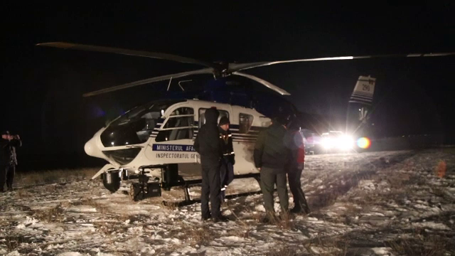 Mobilizare de forte in Tulcea, dupa ce un tanar beat s-a aventurat pe gheata lacului Razelm. Dialogul cu salvatorii sai