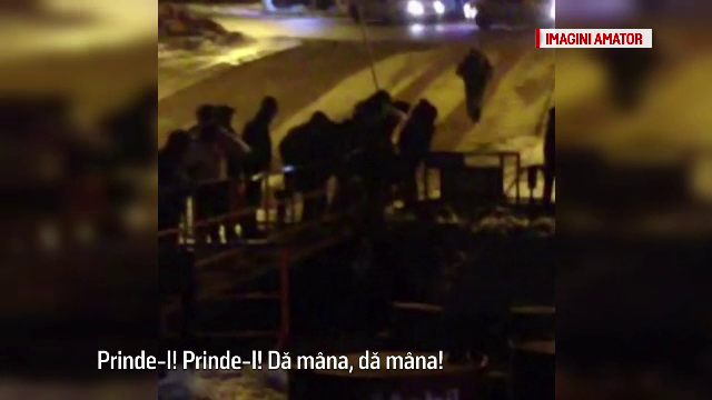 A cazut in Dunare, insa geaca cu care era imbracat i-a salvat viata. Cum a actionat materialul la contactul cu apa inghetata