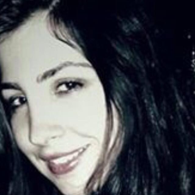 Florentina, tanara din Constanta diagnosticata cu leucemie, transferata la Spitalul Colentina din Capitala