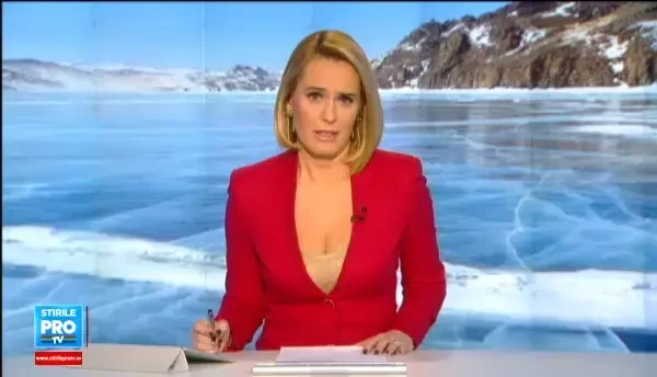 Inconstienta fara margini a unor parinti, in Constanta. Au fost filmati in timp ce-si plimba copiii pe lacuri inghetate