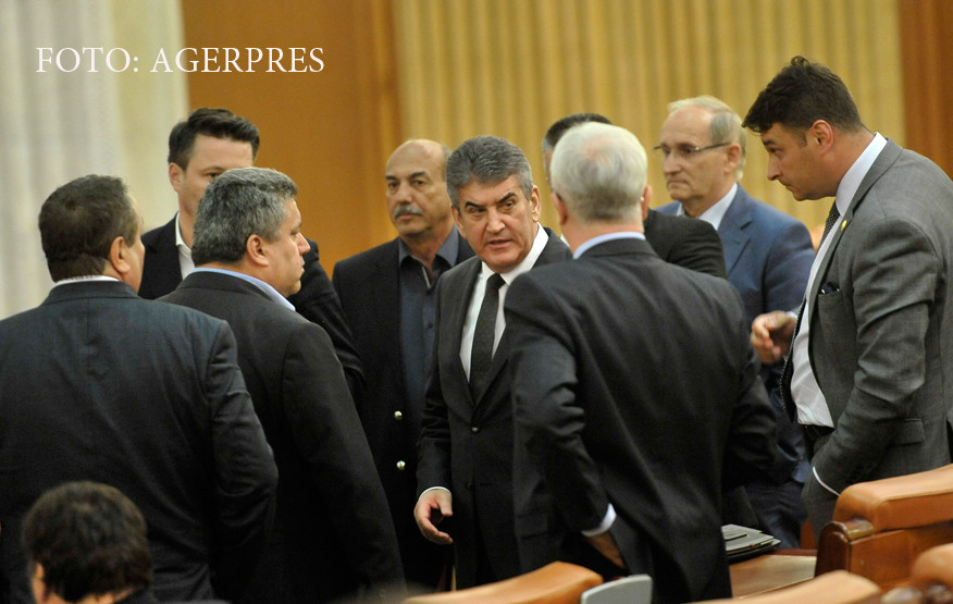 Cererea de urmarire penala a lui Oprea, discutata miercuri la Senat. De ce nu vrea Tariceanu ca decizia sa fie luata rapid