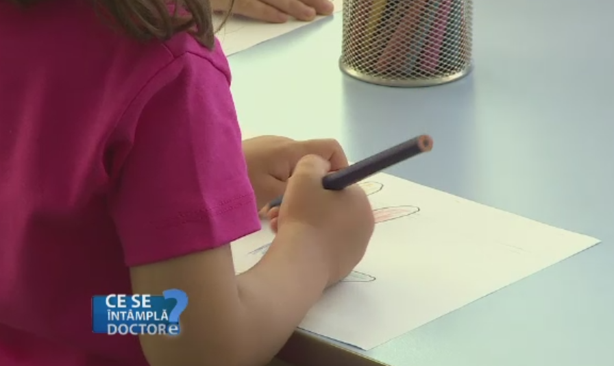 Copiii reactioneaza cu tulburari "digestive" la orice agresiune din exterior. Ce spun pediatrii despre suferintele ascunse